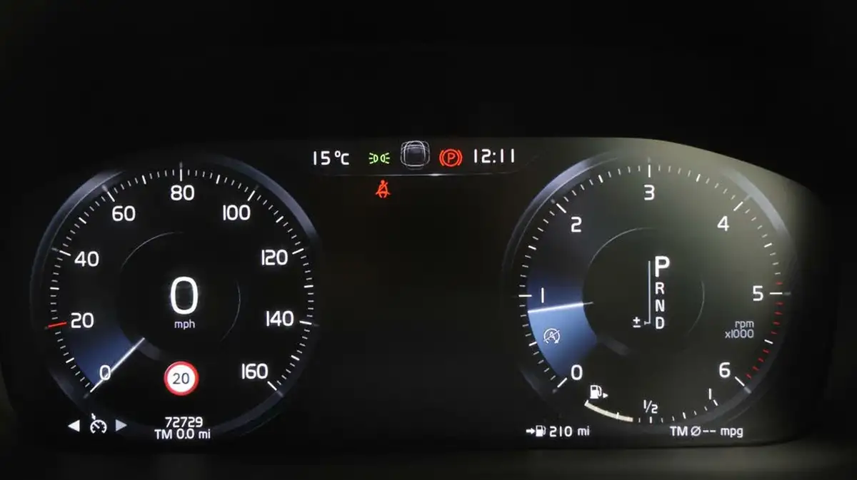 2019-volvo-v60-20td-d3-momentum-plus-geartronic-big-9