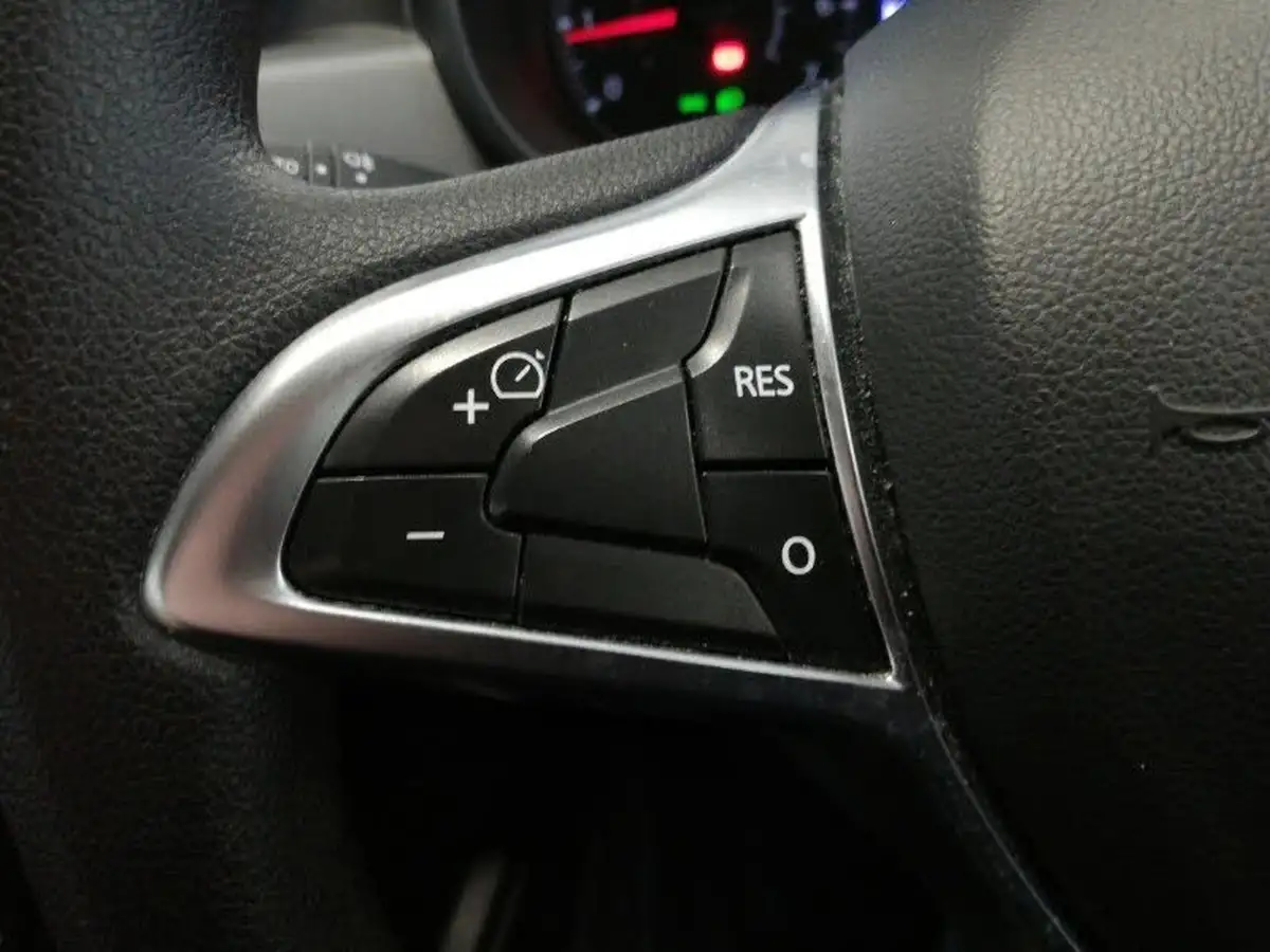 2019-dacia-duster-16-sce-essential-big-13