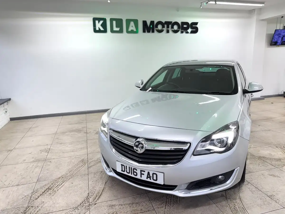 2016-vauxhall-insignia-16cdti-sri-nav-ss-big-7