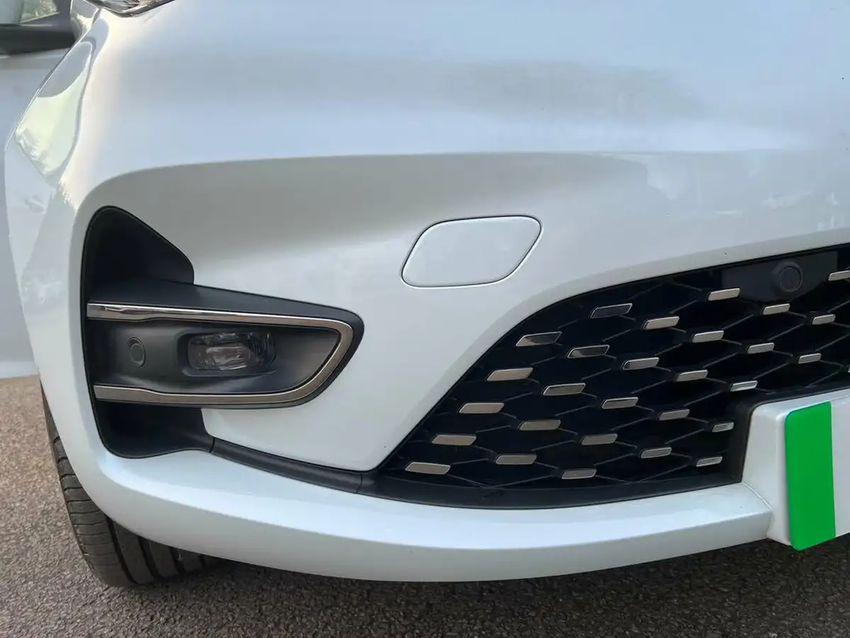 2021-renault-zoe-e-gt-line-big-47
