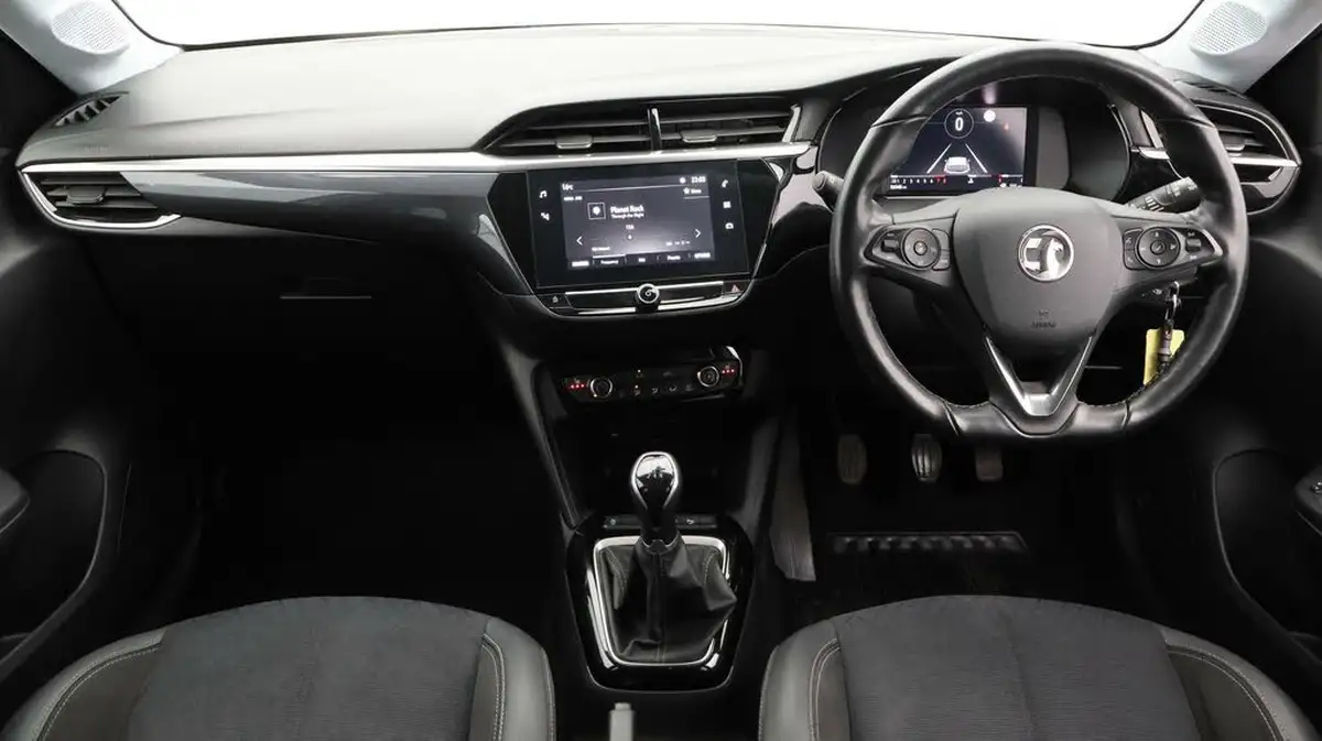 2021-vauxhall-corsa-12i-elite-big-13
