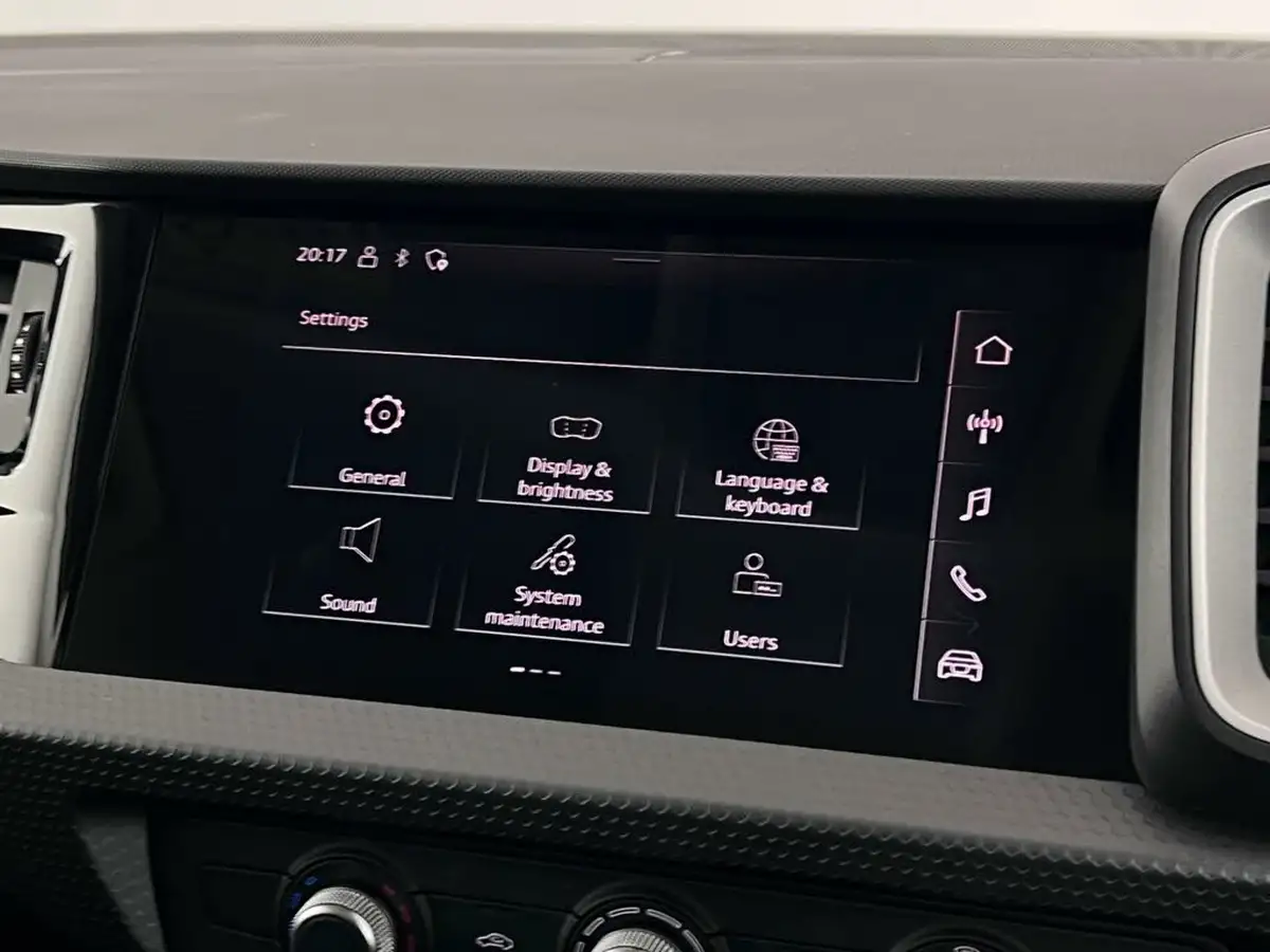 2022-audi-a1-10-25-tfsi-sport-big-27