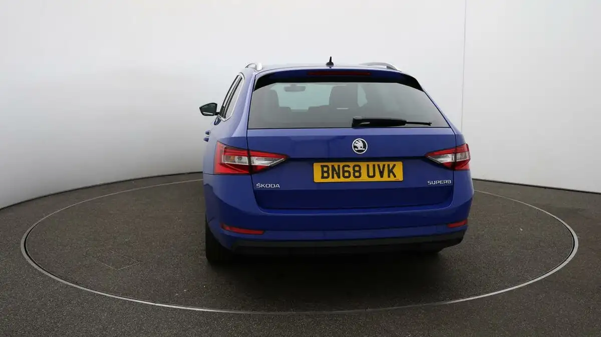 2019-skoda-superb-15-tsi-se-technology-estate-big-6