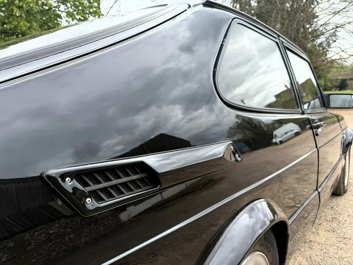 1991-saab-900-big-75