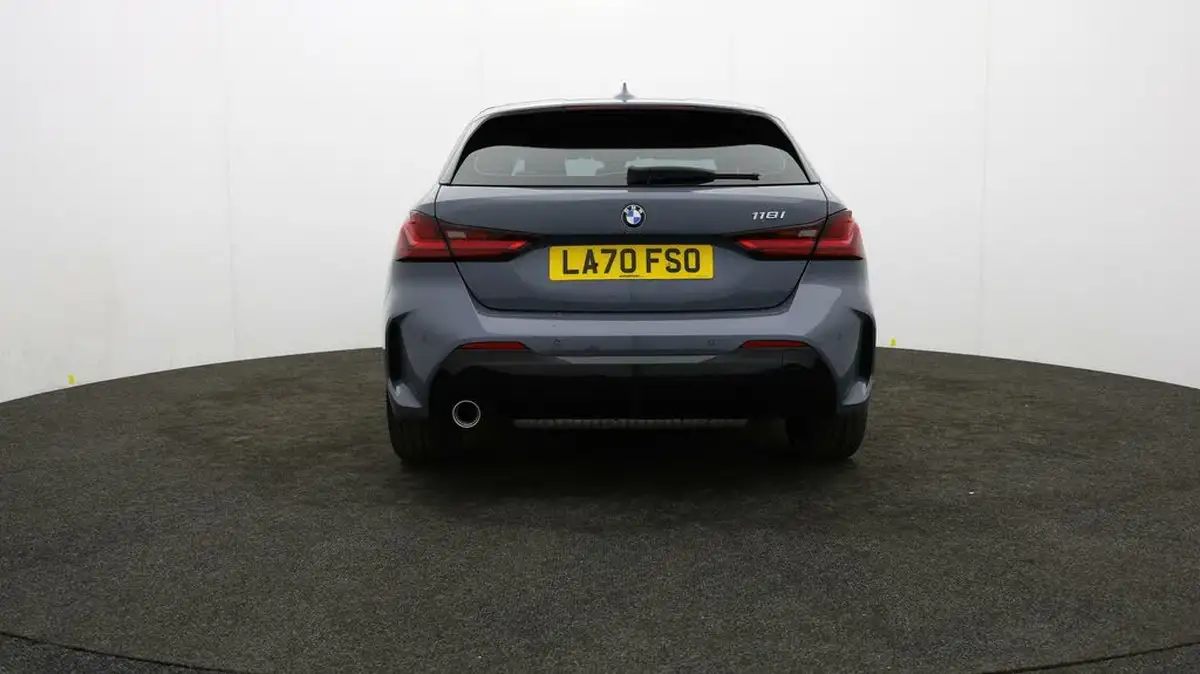 2021-bmw-1-series-15-118i-m-sport-big-45