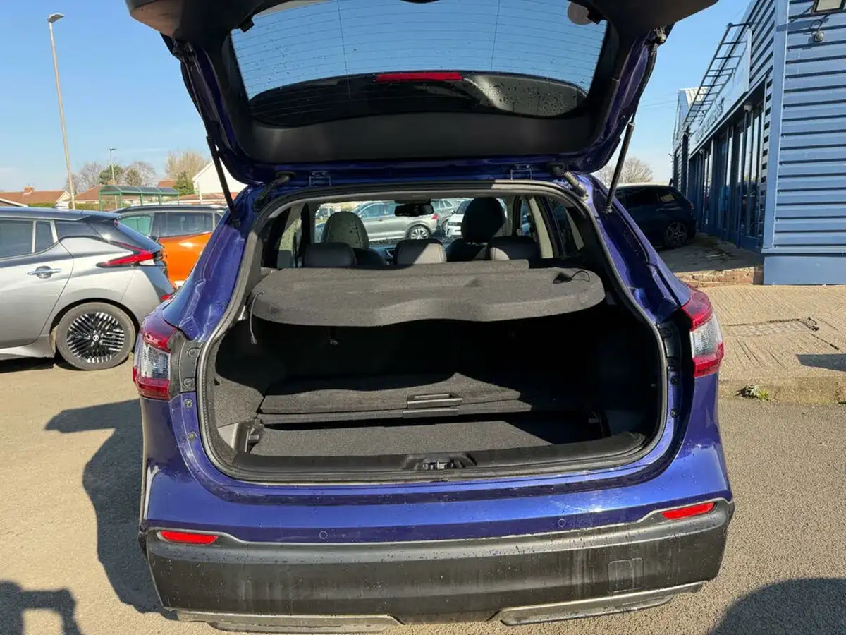 2018-nissan-qashqai-15dci-tekna-110ps-big-2