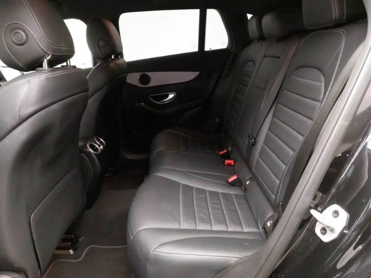 2022-mercedes-benz-eqc-e-eqc-400-amg-line-big-5