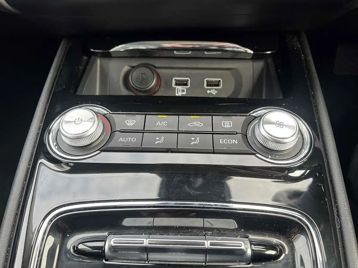 2022-mg-mg5-e-exclusive-ev-long-range-big-34