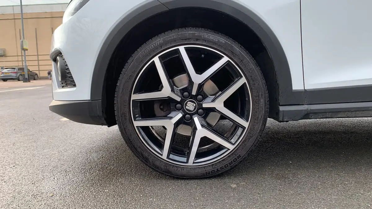 2020-seat-arona-15-tsi-evo-fr-sport-big-13
