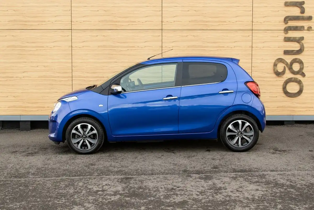 2021-citroen-c1-10-vti-shine-5d-big-15