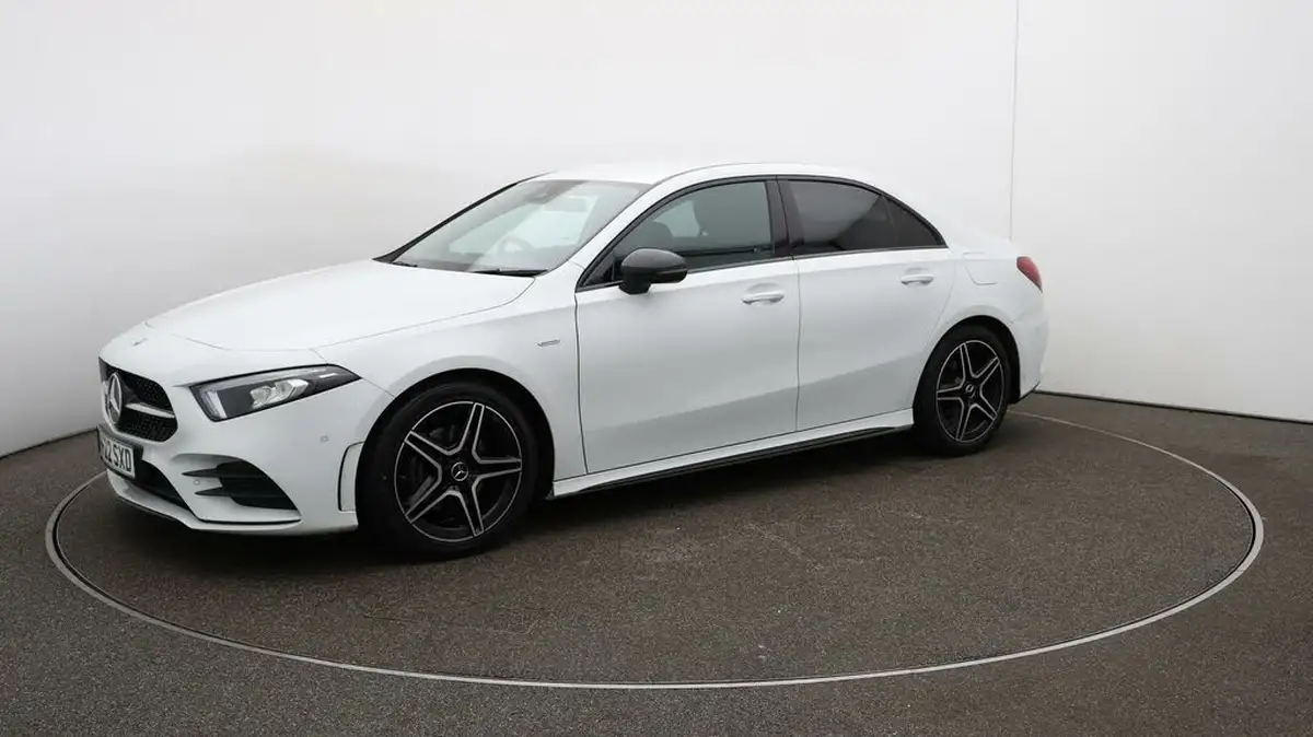 2022-mercedes-benz-a-class-13-a180-amg-line-executive-edition-saloon-4d-7g-dct-big-60