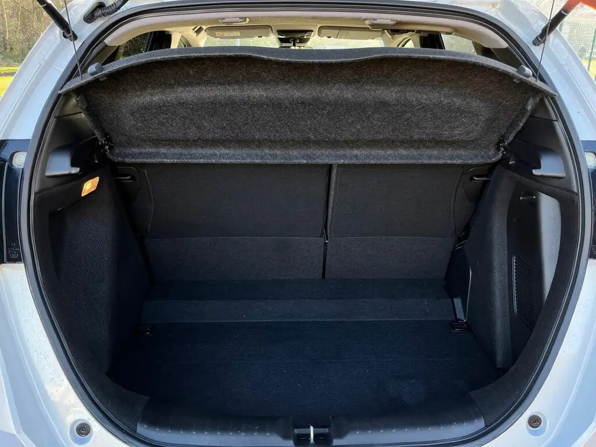 2021-honda-jazz-15-i-mmd-ex-107ps-big-9