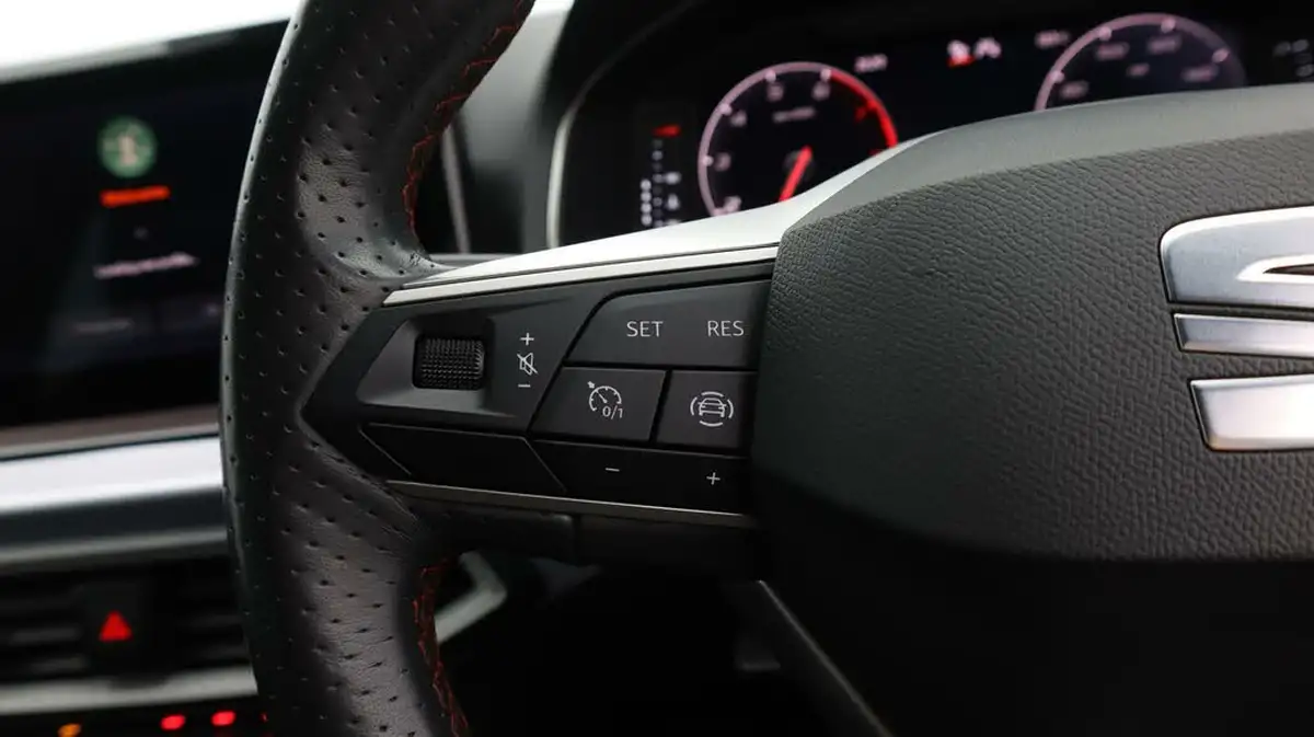2022-seat-ibiza-10-tsi-fr-sport-110ps-big-22