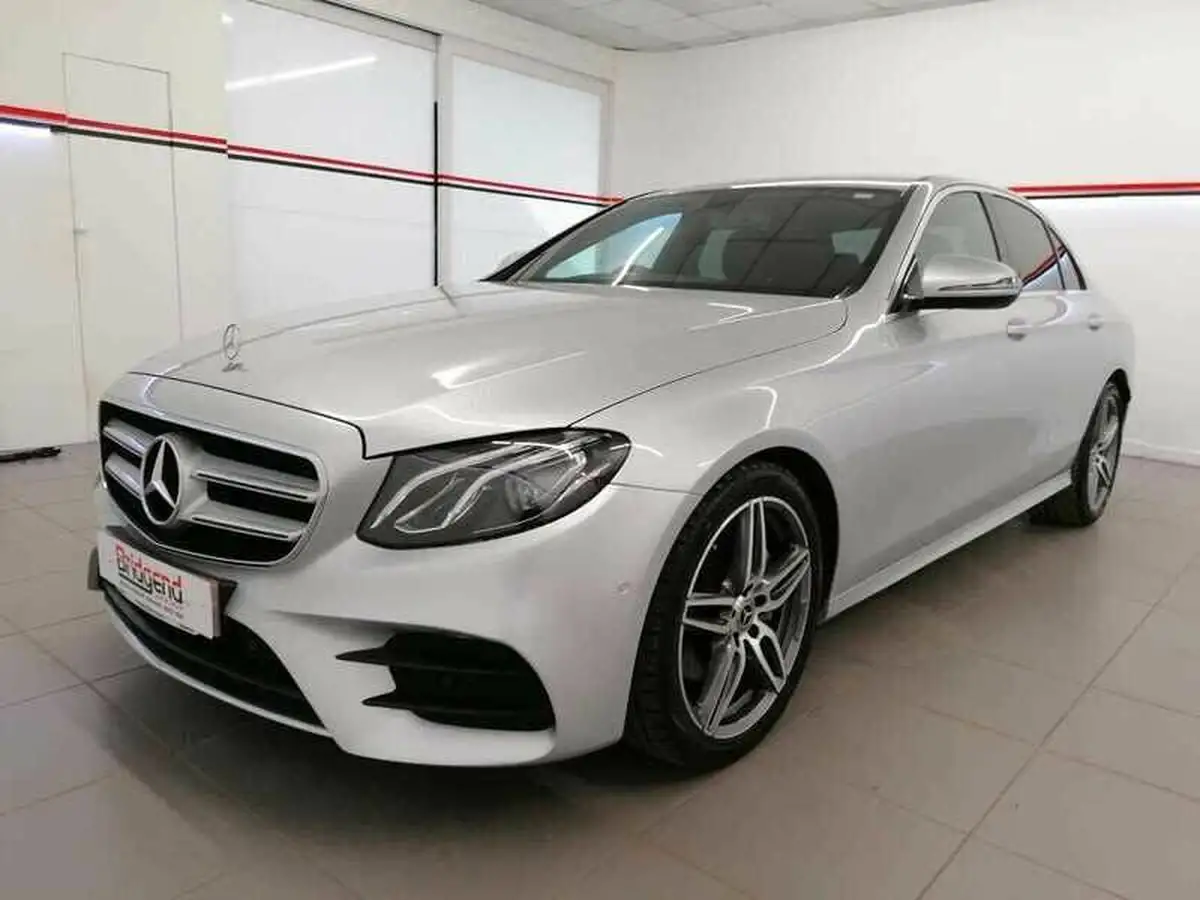 2018-mercedes-benz-e-class-20-e200-amg-line-saloon-4d-big-2