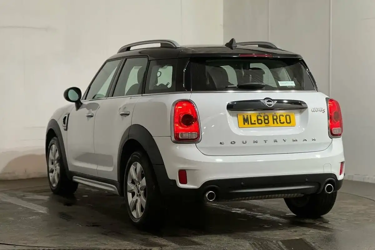 2018-mini-countryman-20-cooper-s-ss-big-16