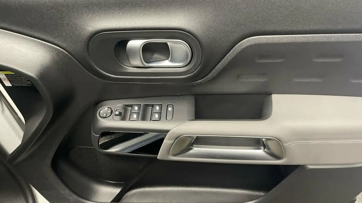 2021-citroen-c5-aircross-16-puretech-shine-plus-5d-big-23