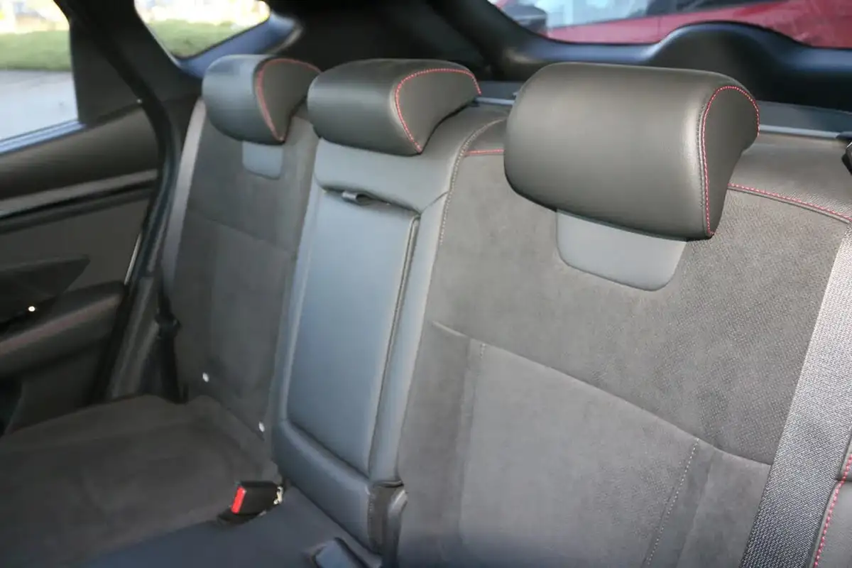 2023-hyundai-tucson-16-t-gdi-n-line-s-265ps-4wd-phev-auto-big-15