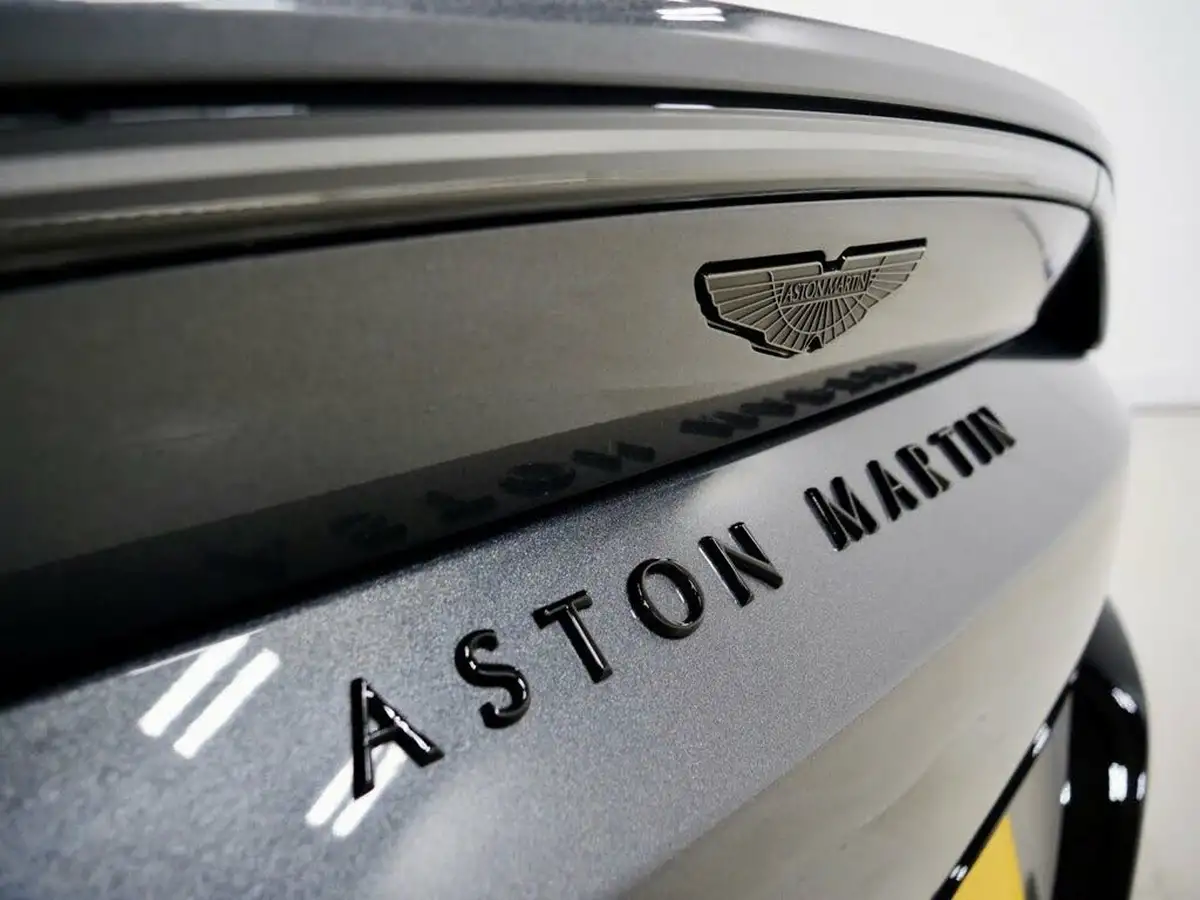 2024-aston-martin-vantage-40-v8-vantage-coupe-auto-big-36
