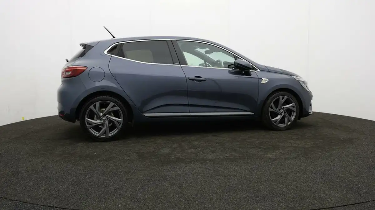 2021-renault-clio-16-rs-line-big-28