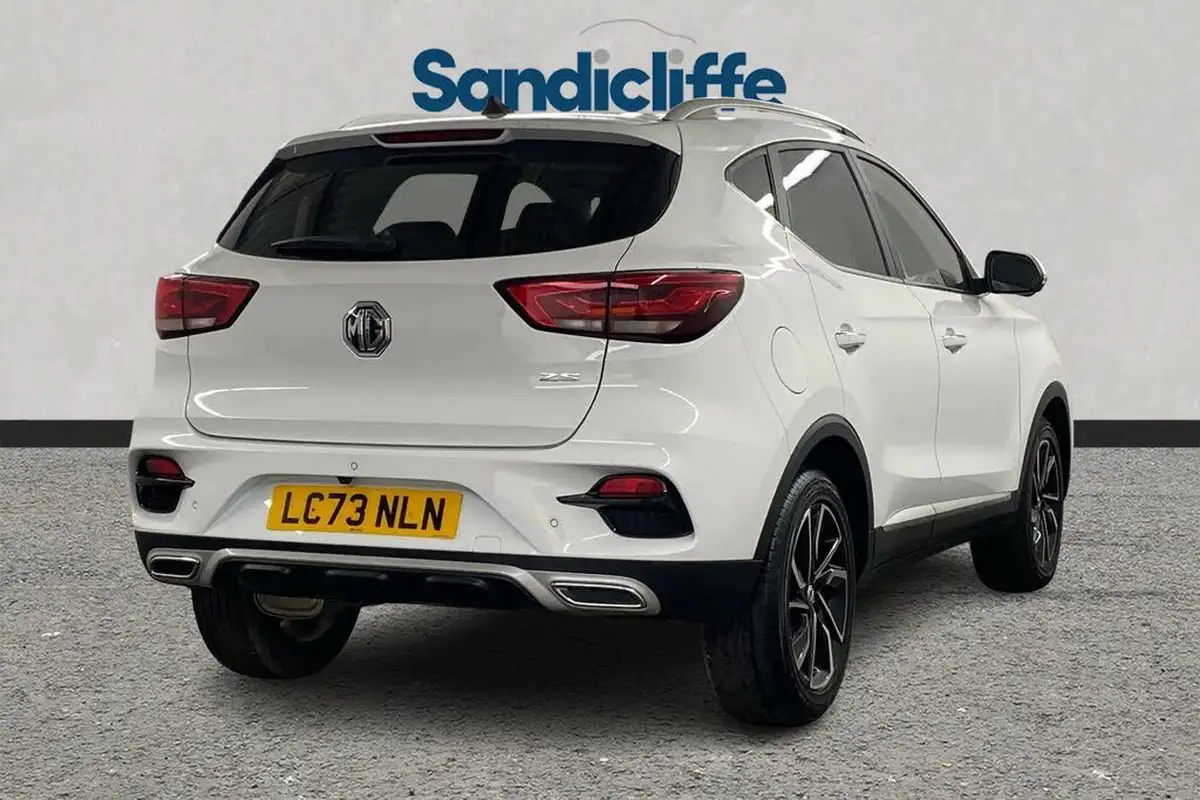 2023-mg-zs-suv-15-vti-tech-exclusive-big-3