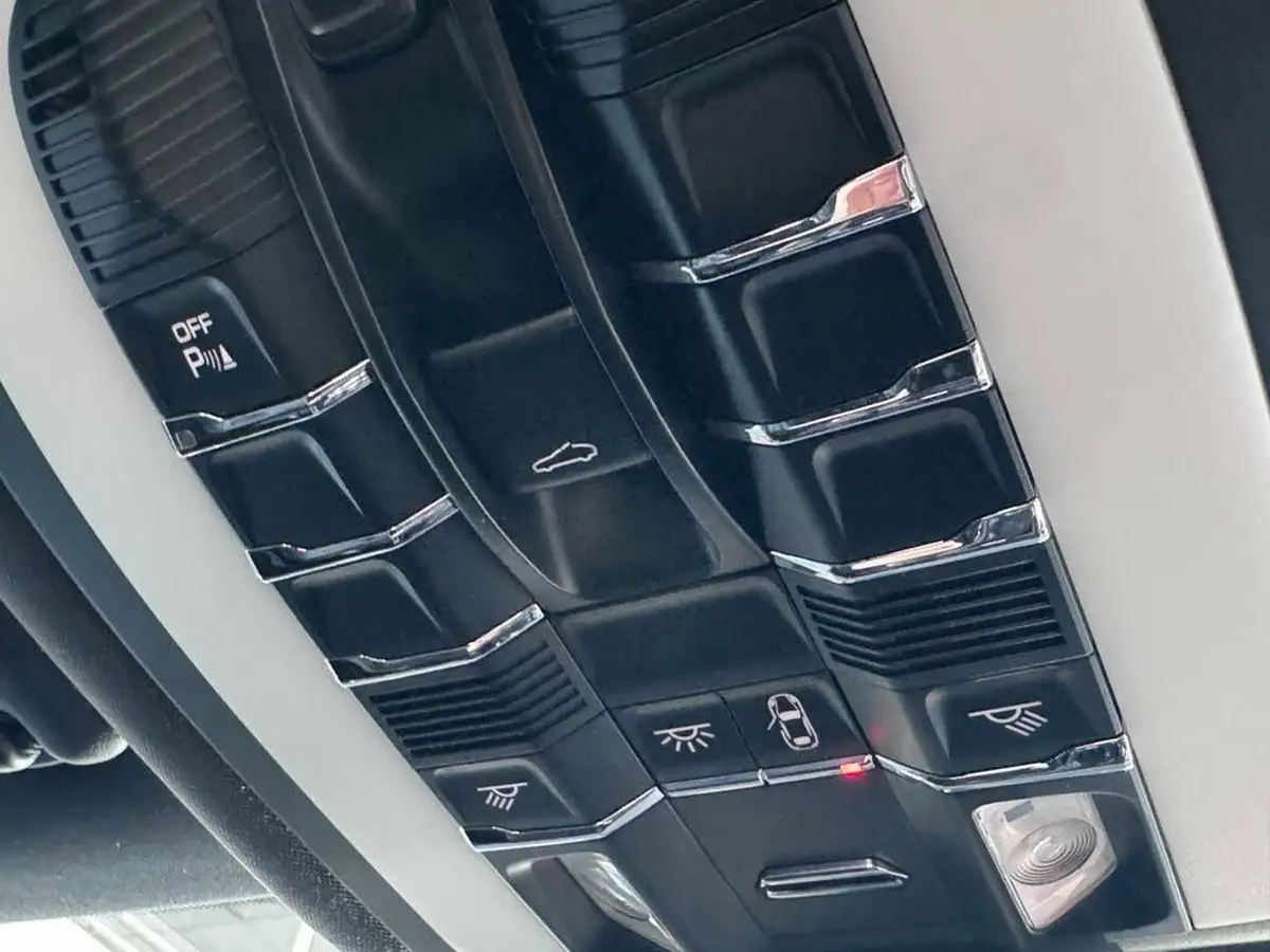 2019-porsche-macan-30-v6-s-big-50