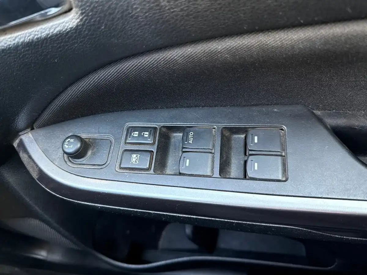 2019-suzuki-vitara-10-boosterjet-sz-t-big-19