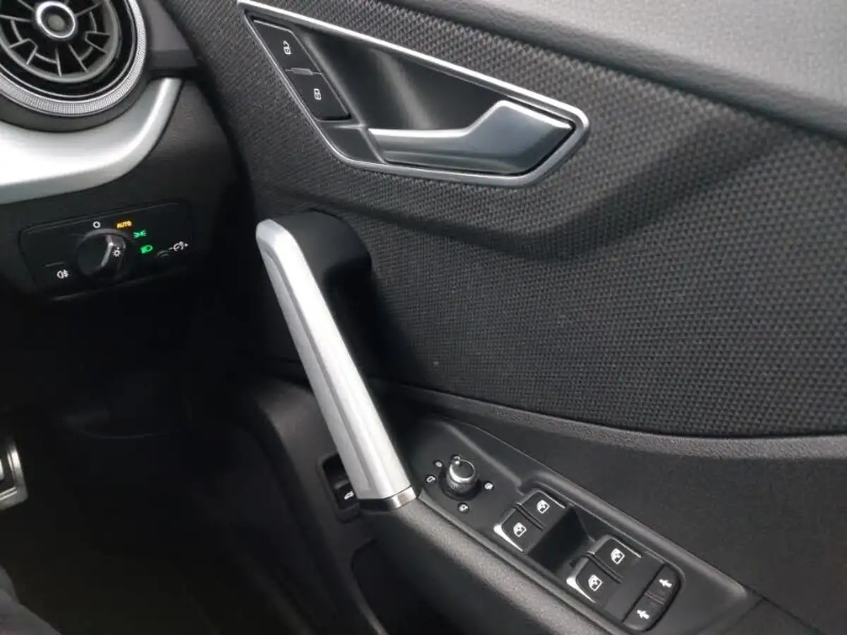 2022-audi-q2-15-35-tfsi-s-line-big-11