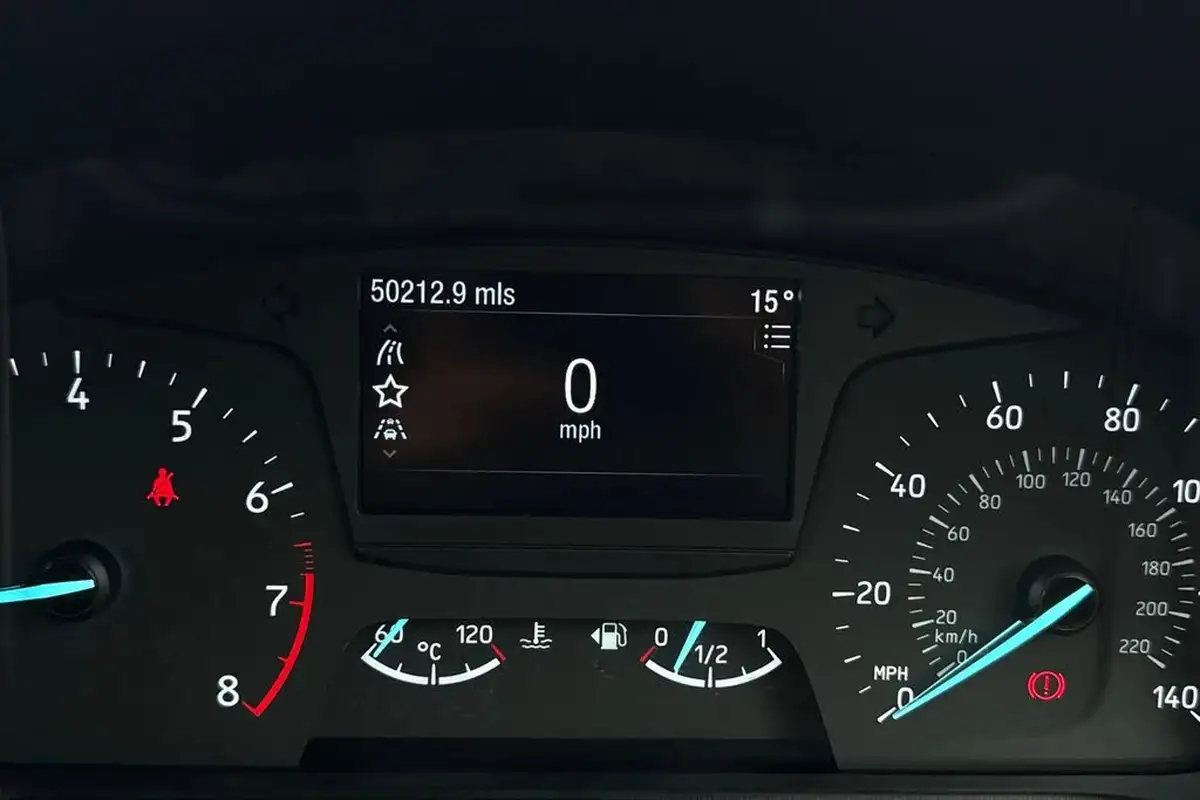 2019-ford-fiesta-10t-zetec-5d-big-41