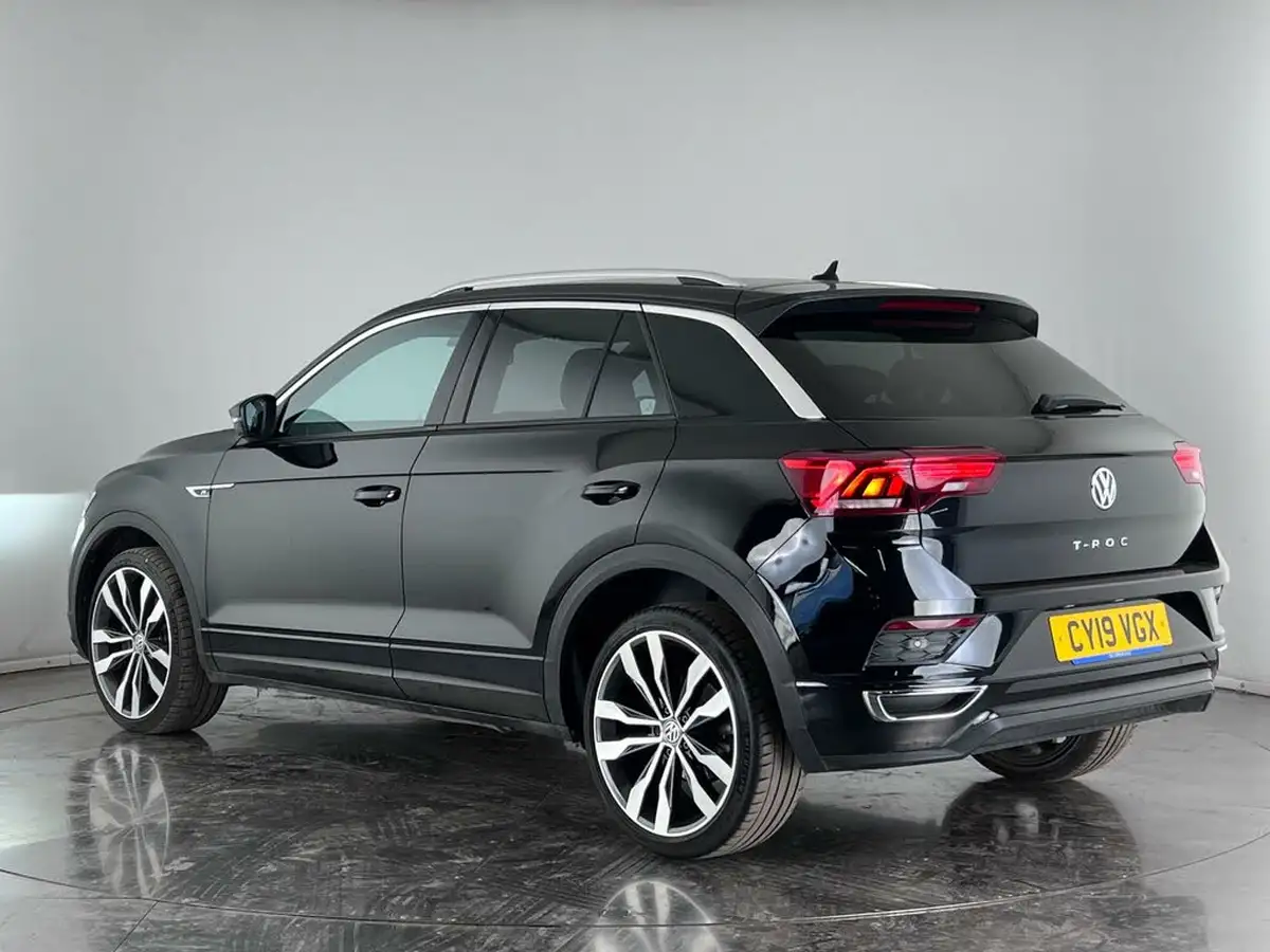 2019-volkswagen-t-roc-15-tsi-r-line-dsg-big-2