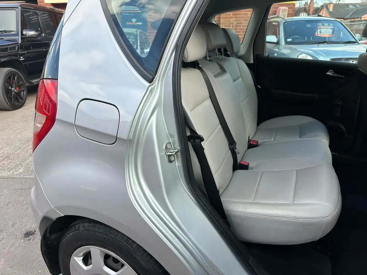 2010-mercedes-benz-a-class-15-a160-classic-se-5d-cvt-big-20