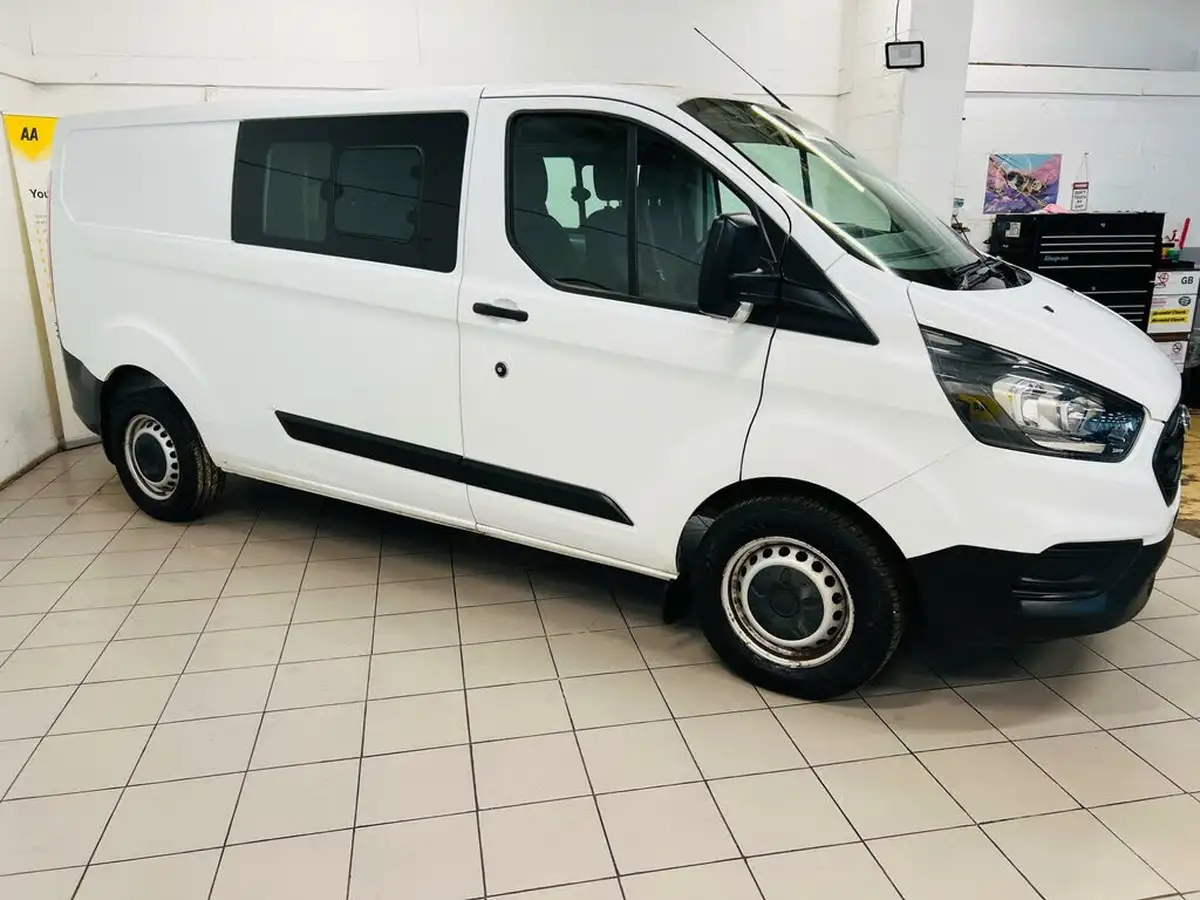 2019-ford-transit-custom-20tdci-320-l2h1-130pseu6-double-cab-in-van-big-1