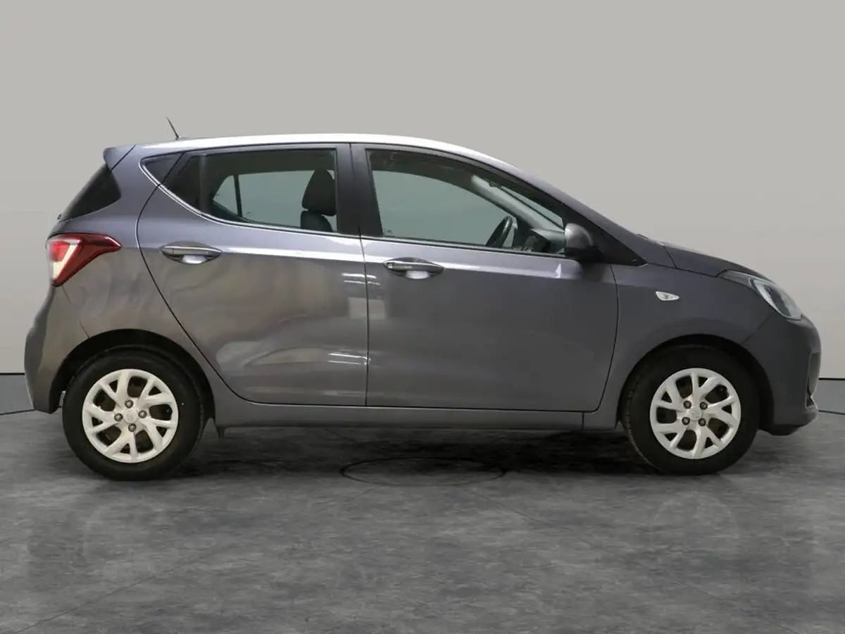 2018-hyundai-i10-10-se-67ps-big-7