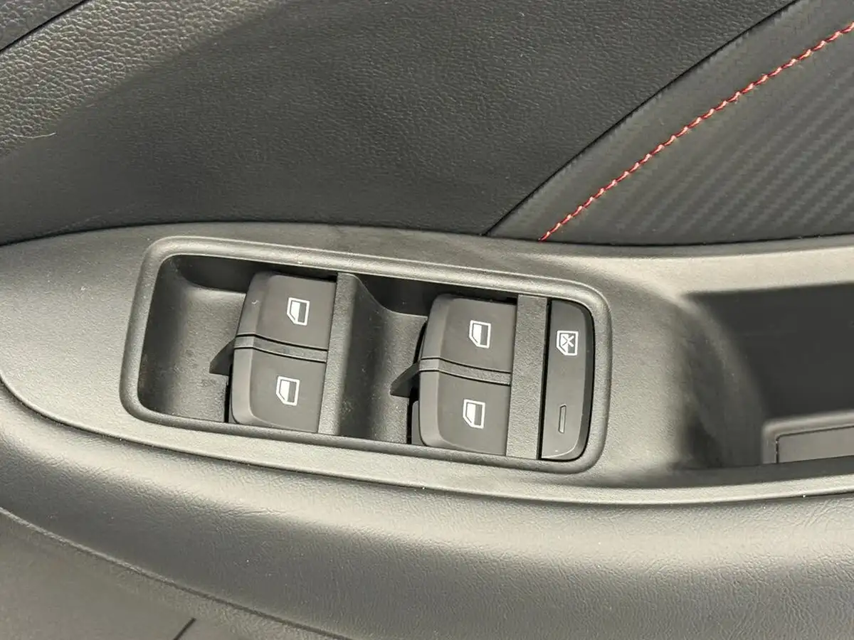 2024-mg-zs-suv-e-trophy-connect-ev-176ps-big-25
