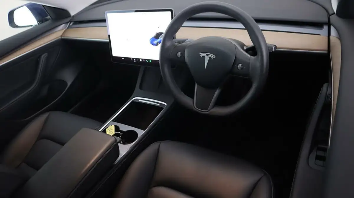 2021-tesla-model-3-e-long-range-4x4-big-9