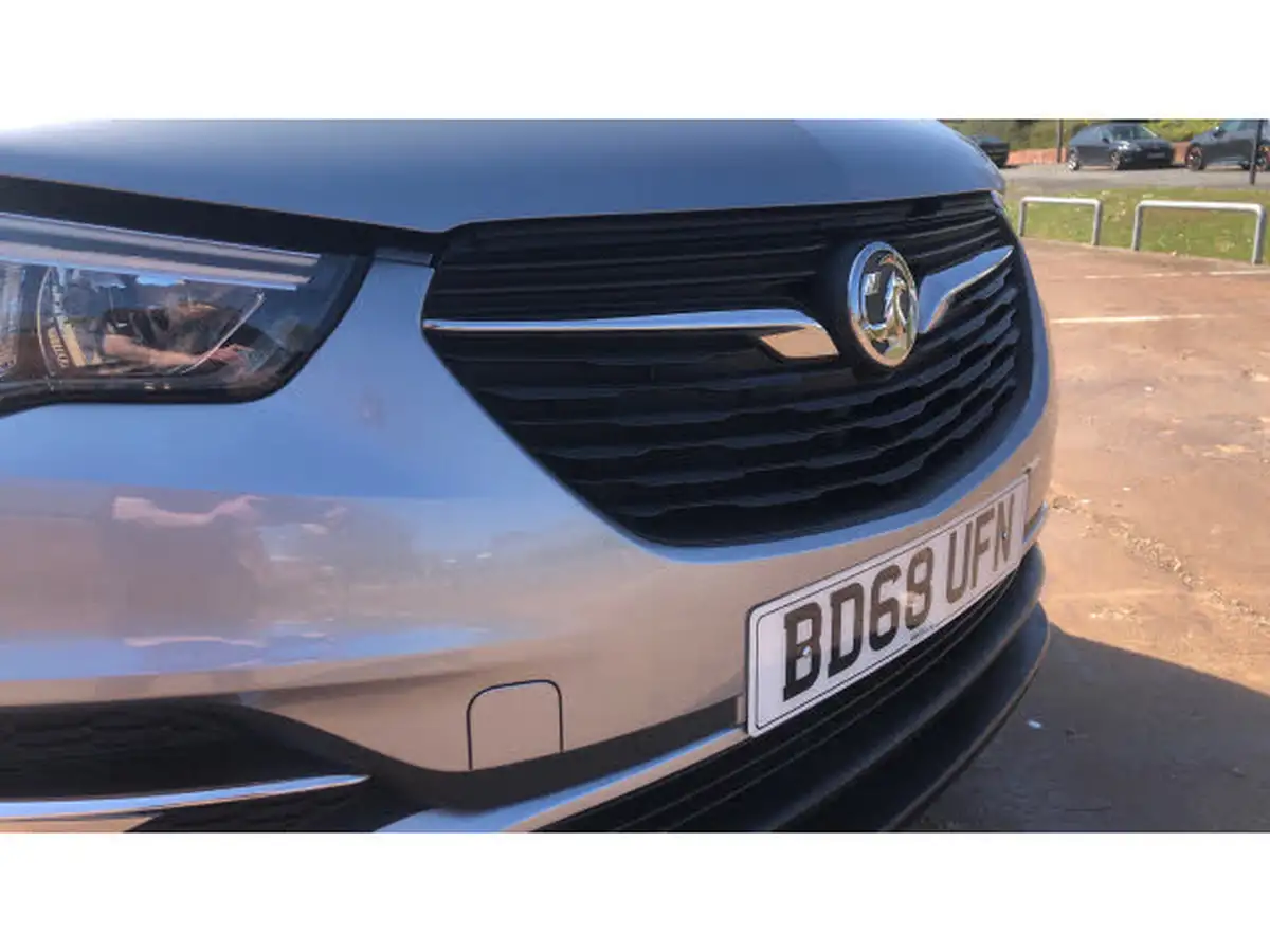 2018-vauxhall-grandland-x-12-se-130ps-big-49