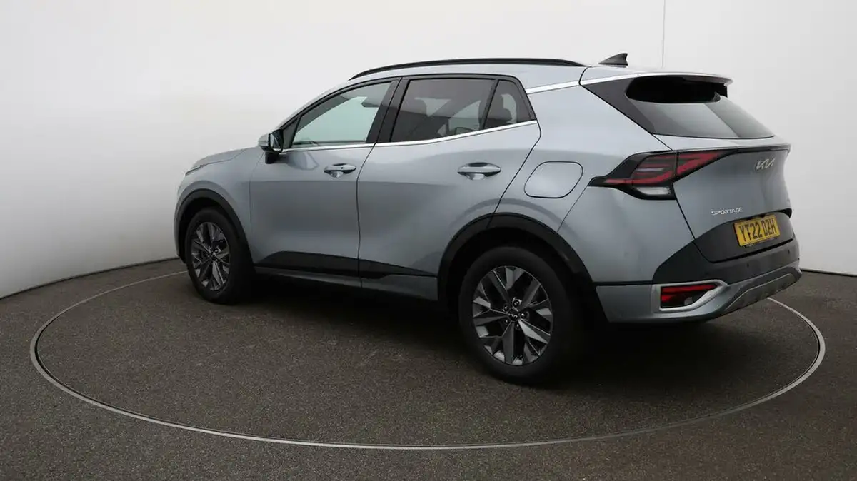 2022-kia-sportage-16-t-gdi-gt-line-226bhp-hev-1598cc-auto-big-5