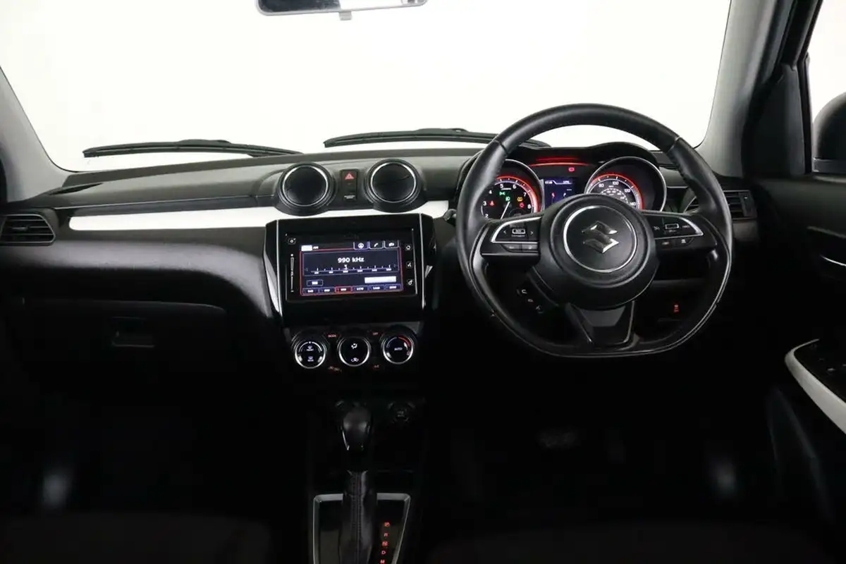 2020-suzuki-swift-10-boosterjet-sz5-auto-big-8