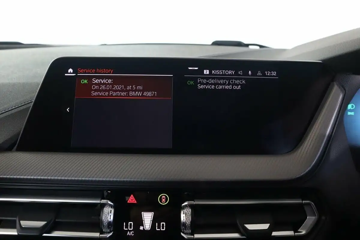 2021-bmw-1-series-20-m135i-xdrive-big-38