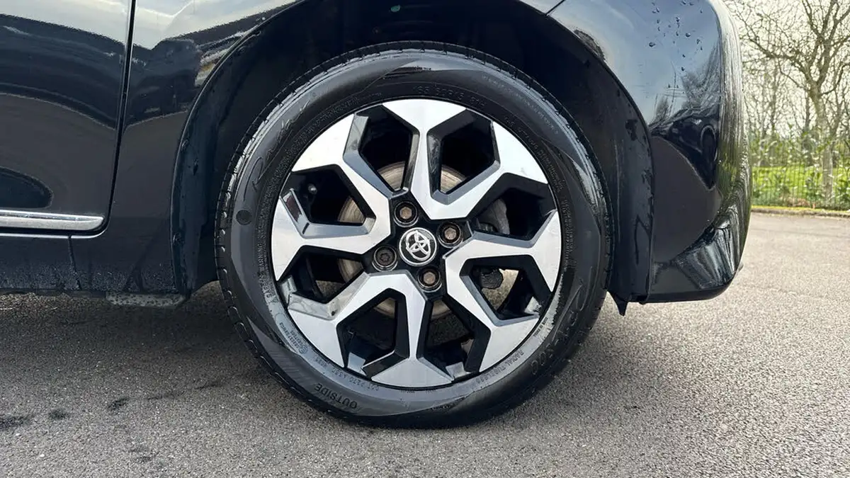 2018-toyota-aygo-10-vvt-i-x-plore-big-19