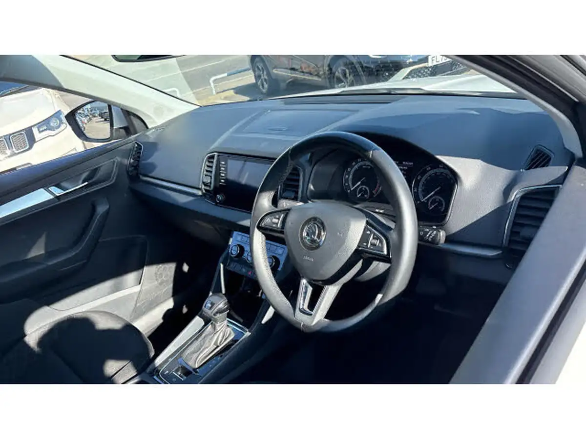2018-skoda-karoq-16tdi-se-technology-scr-1596cc-dsg-big-5