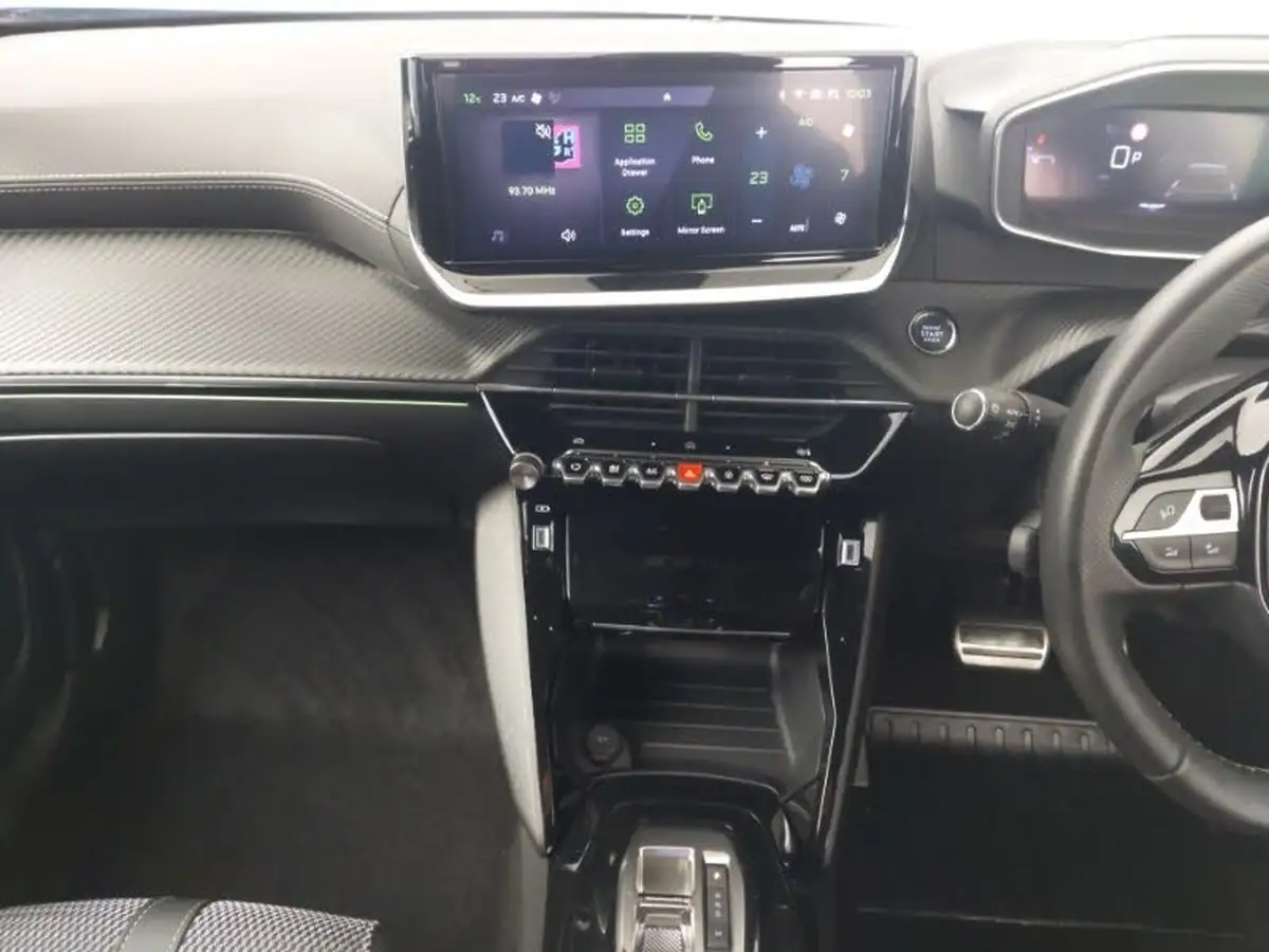 2023-peugeot-2008-suv-big-9