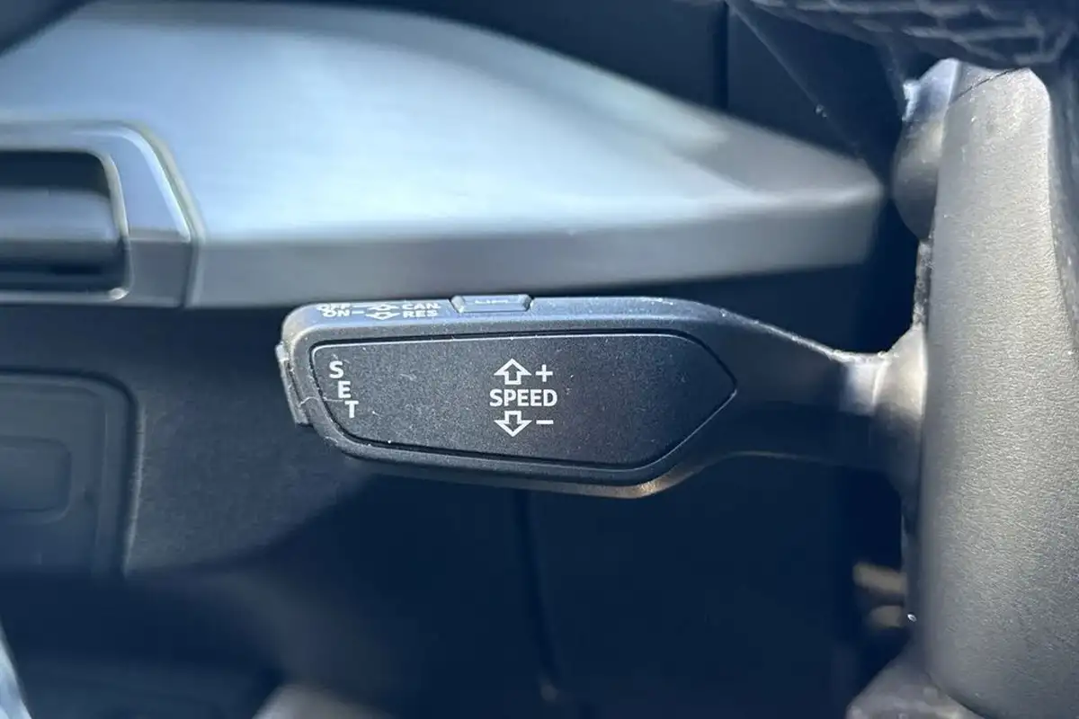 2021-audi-q2-15-35-tfsi-black-edition-big-46