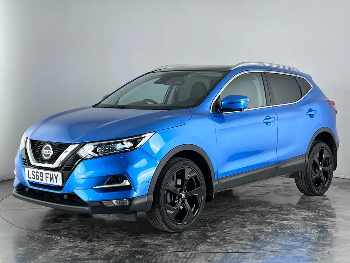 2019-nissan-qashqai-17dci-tekna-4x4-cvt-big-1