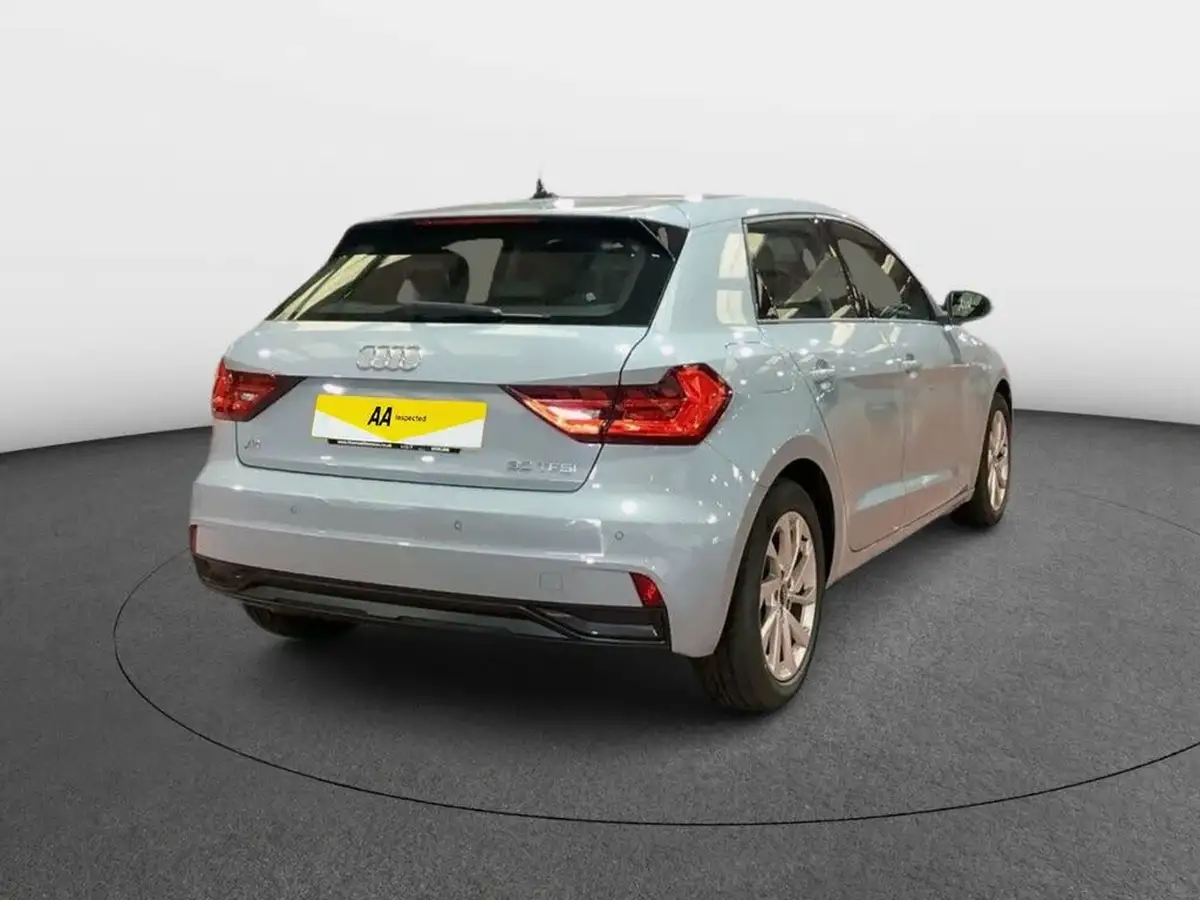 2021-audi-a1-10-30-tfsi-sport-110ps-big-3