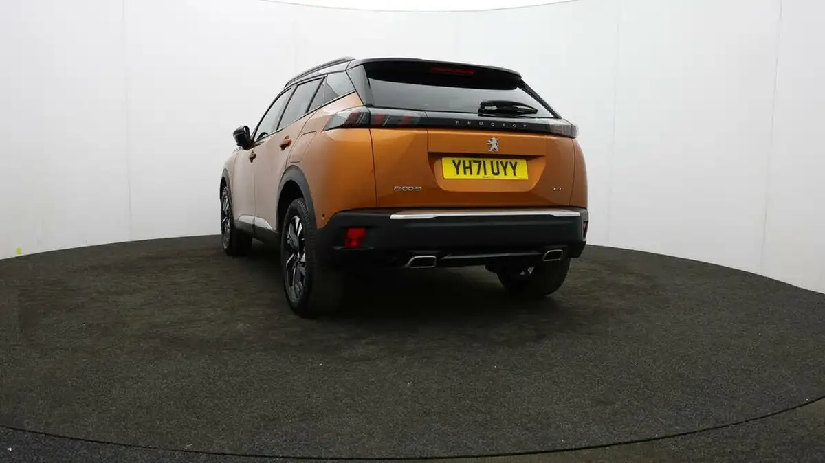 2021-peugeot-2008-suv-12-puretech-gt-big-71