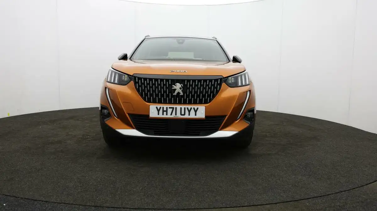 2021-peugeot-2008-suv-12-puretech-gt-big-1