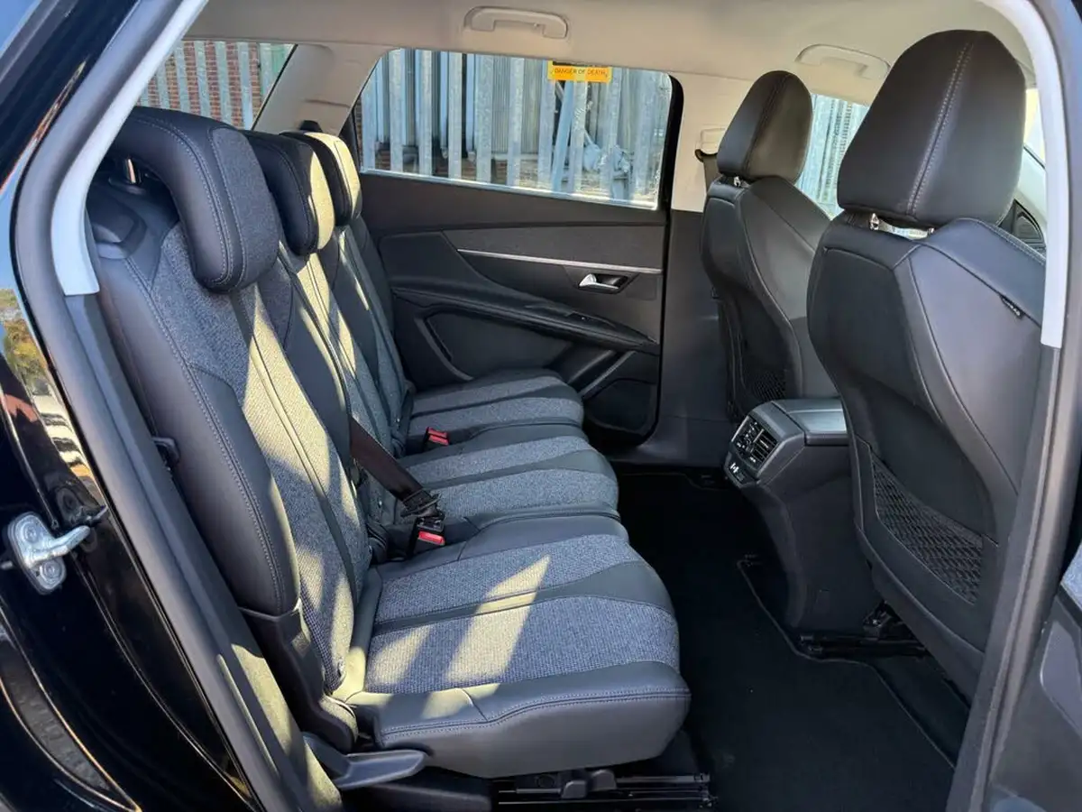 2020-peugeot-5008-suv-12-puretech-allure-eat8-big-58