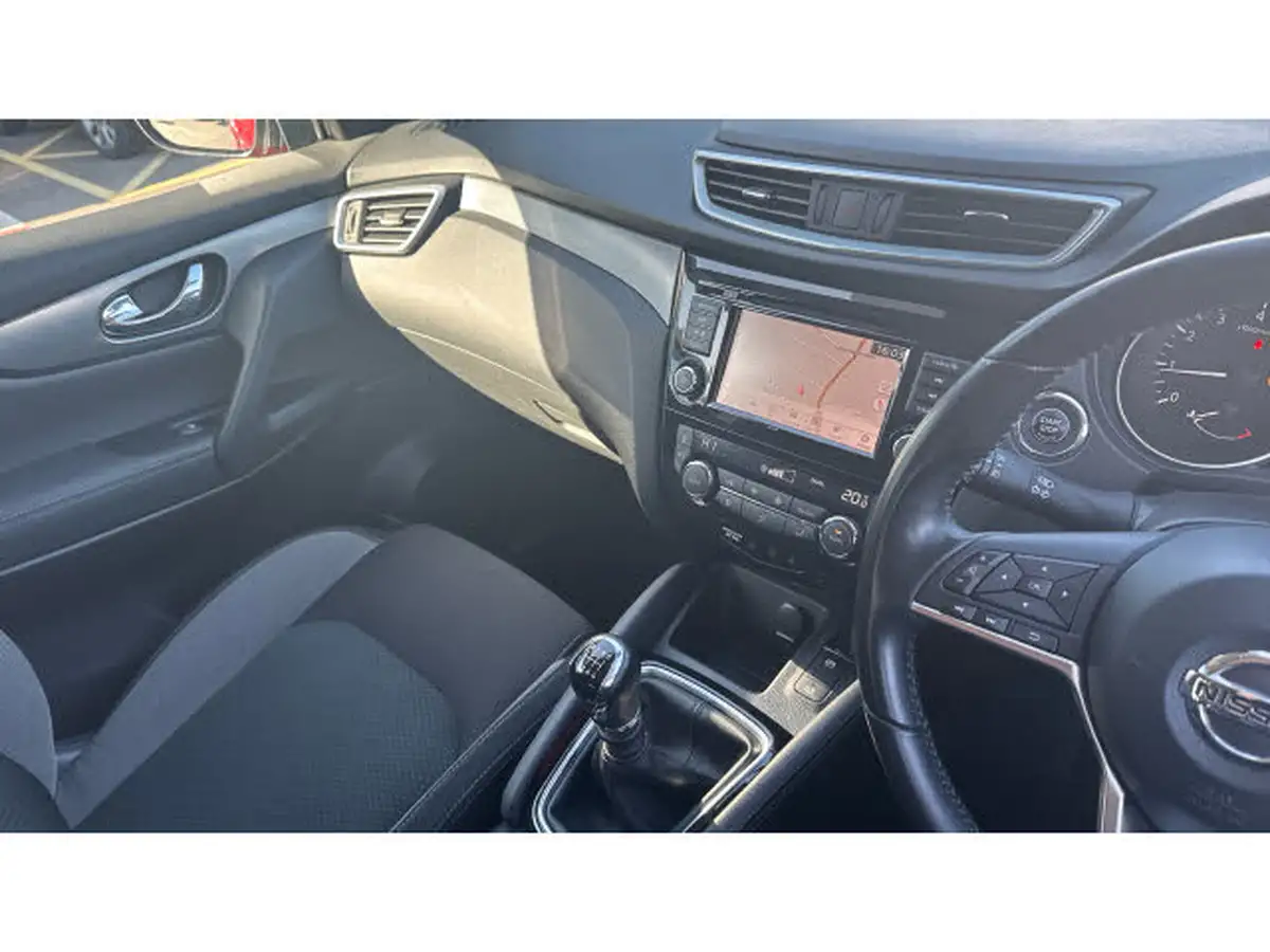 2019-nissan-qashqai-13-dig-t-n-connecta-140ps-big-13