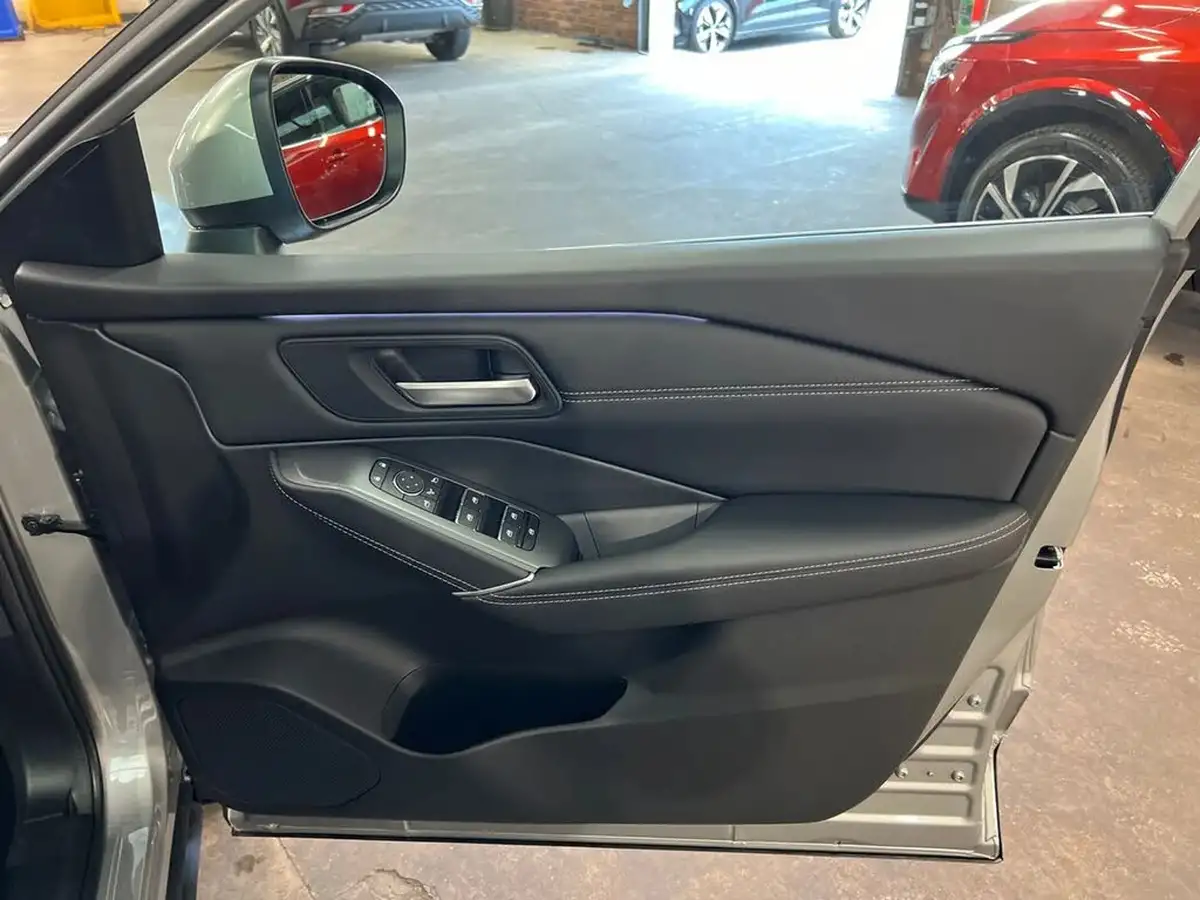 2024-nissan-qashqai-13-dig-t-n-connecta-140ps-mild-hybrid-big-17
