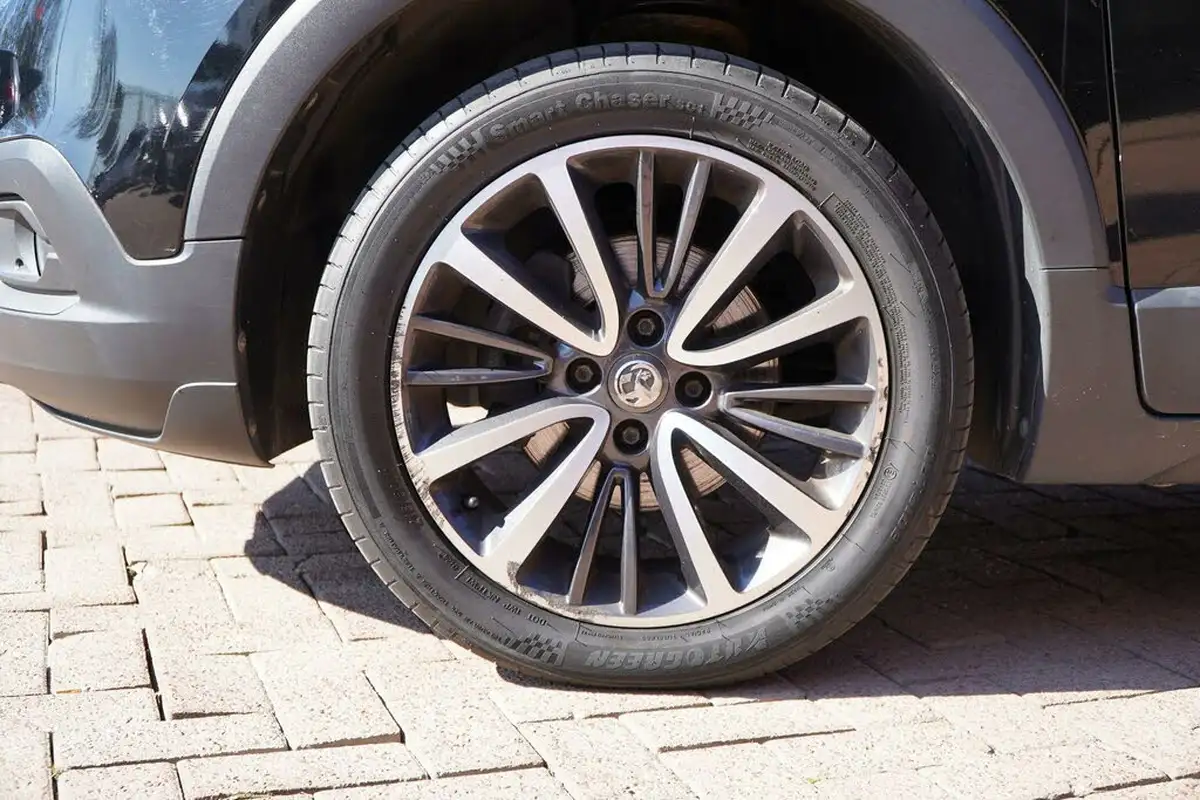 2018-vauxhall-crossland-x-big-39